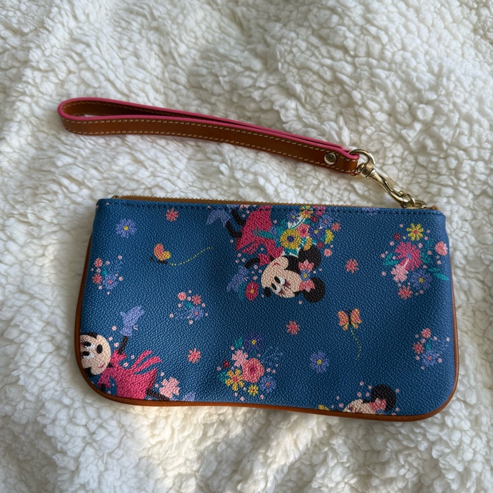 Dooney & Bourke Disney Minnie Mouse Wristlet - Picture 2 of 5